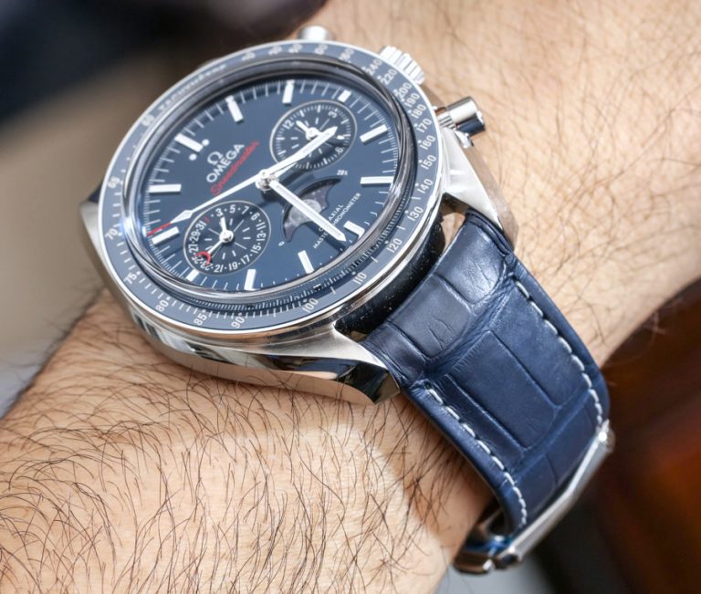 speedmaster moonphase blue
