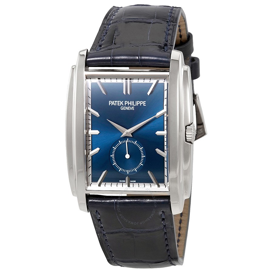 With the eye-catching blue dial, this fake Patek Philippe Gondolo attracted a lot of people.