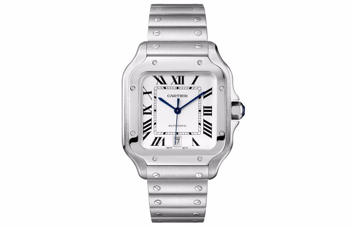 For the concise and elegant design style, this replica Cartier watch attracted a lot of attentions.