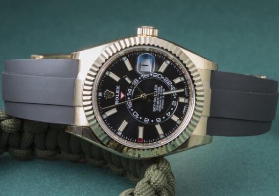 Rolex Sky-Dweller Ref.326238 replica is the most complicated model of Rolex.