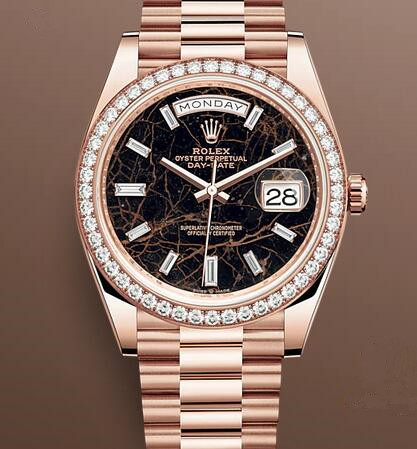 Swiss replica watches are showy with diamond decoration.