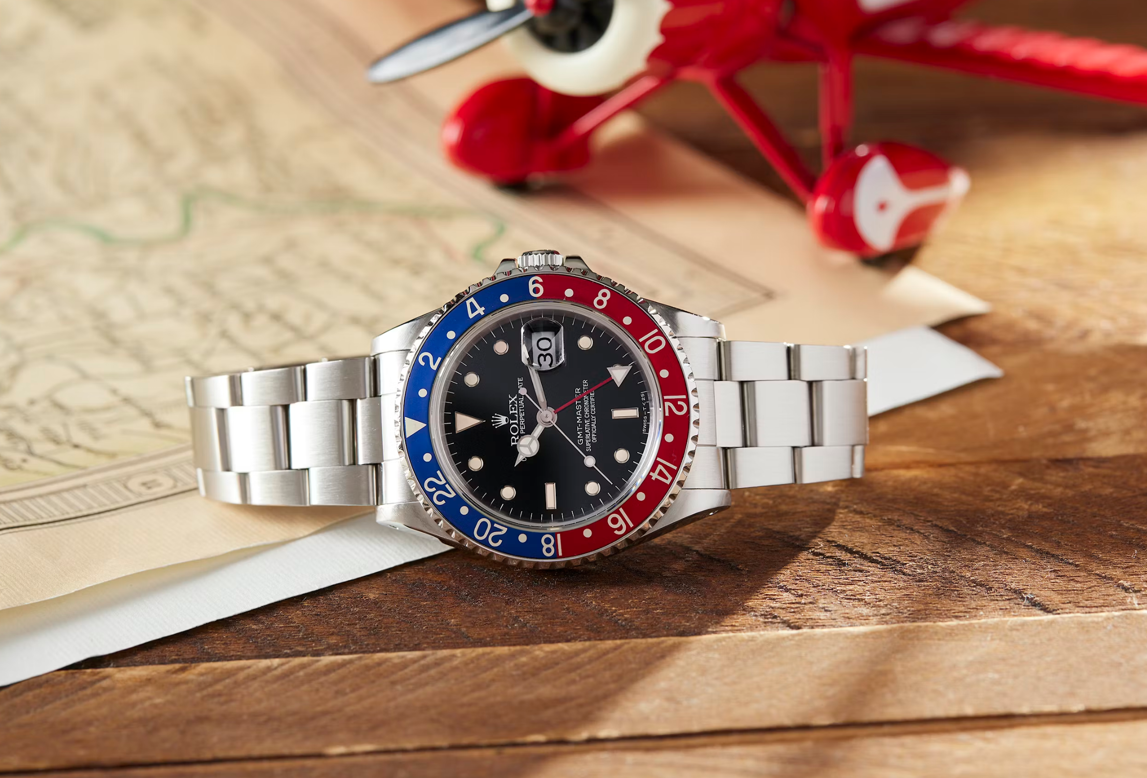 The Perfect Mix Of Vintage And Modern – UK Cheap Replica Rolex GMT-Master Pepsi Ref. 16700